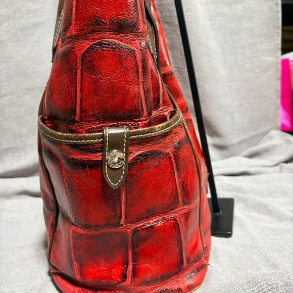 Beautiful Red Dooney & Bourke - Picture 3 of 15